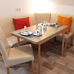 Apartman Uni *