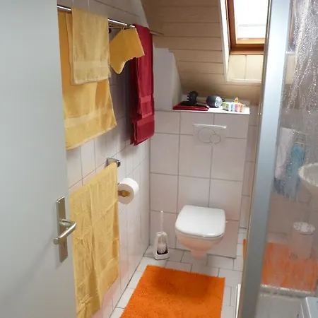 Apartament Uni *
